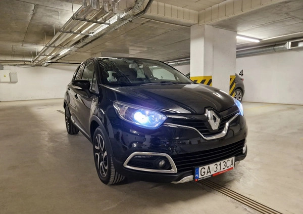 Renault Captur cena 49600 przebieg: 104831, rok produkcji 2015 z Gdańsk małe 781